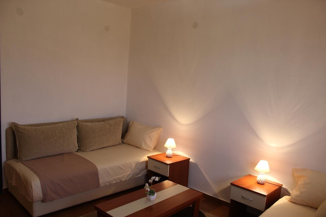 Apartments Fat E Jet - Pool & Breakfast Ulcinj Exterior foto