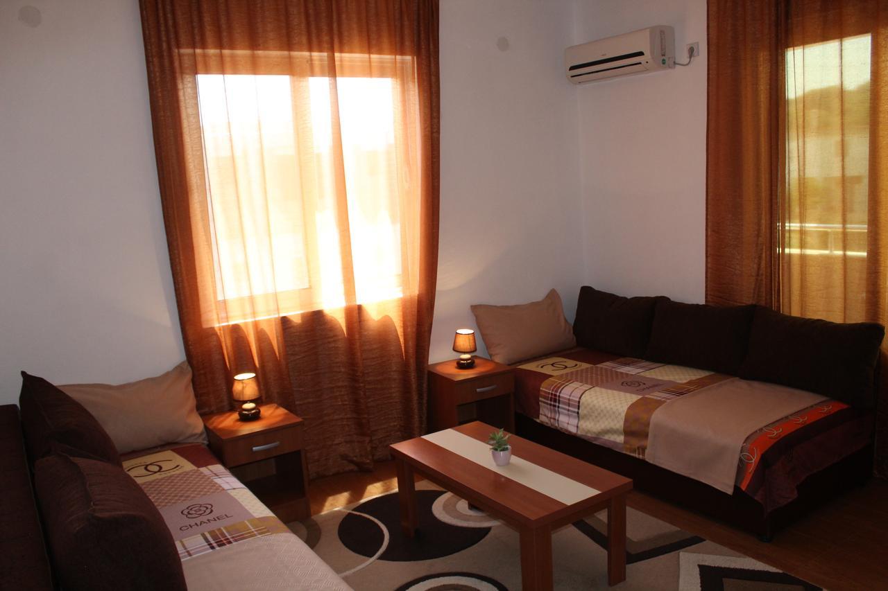 Apartments Fat E Jet - Pool & Breakfast Ulcinj Exterior foto